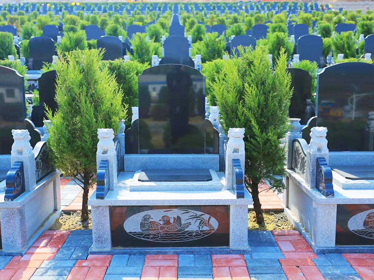 兰州卧龙岗公墓的墓地环境怎么样？ 