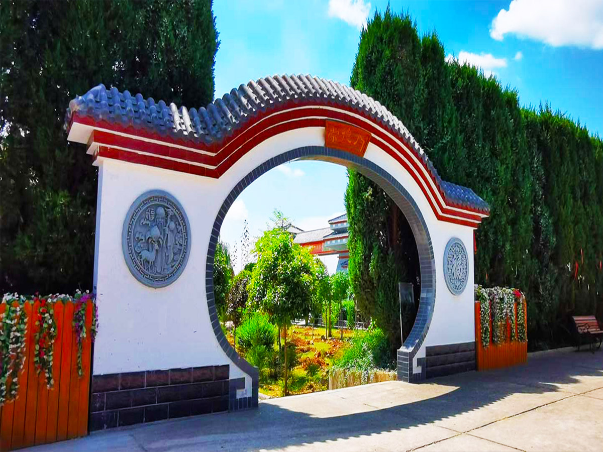 西安汉皇树葬墓园价格表2025年较新版，汉皇墓园的树葬多少钱？ 