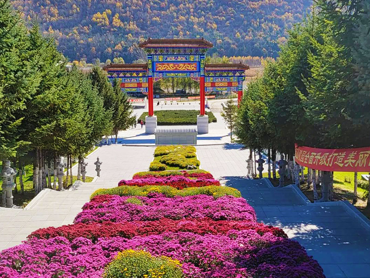 哈尔滨元宝山陵园价格是多少？在元宝山陵园购墓较低多少钱？