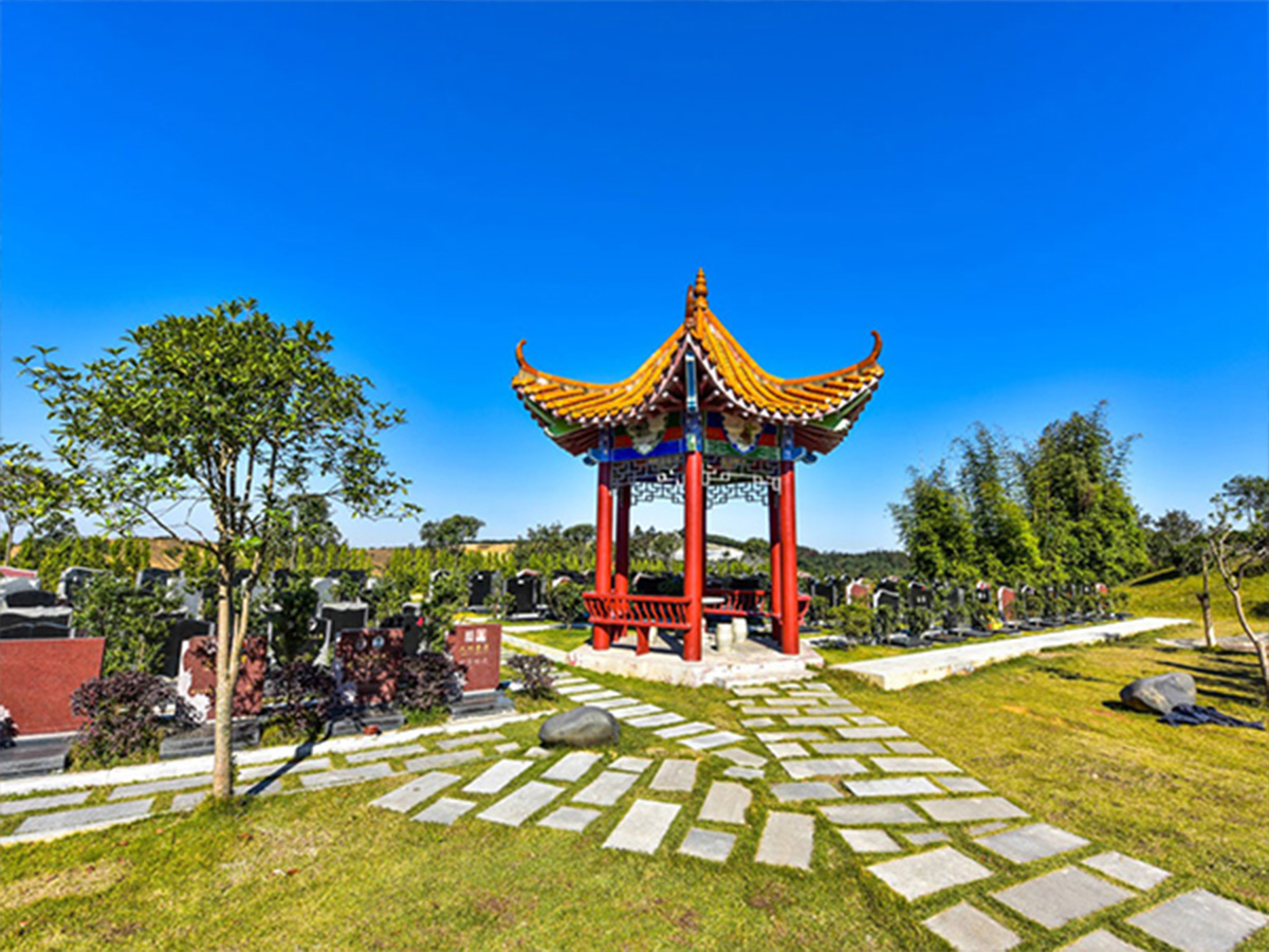 兰州市值得推荐的陵园：卧龙岗公墓和万安园林公墓对比哪家环境好？ 