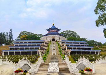 正果万安园
