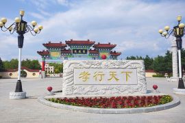 主门侧景