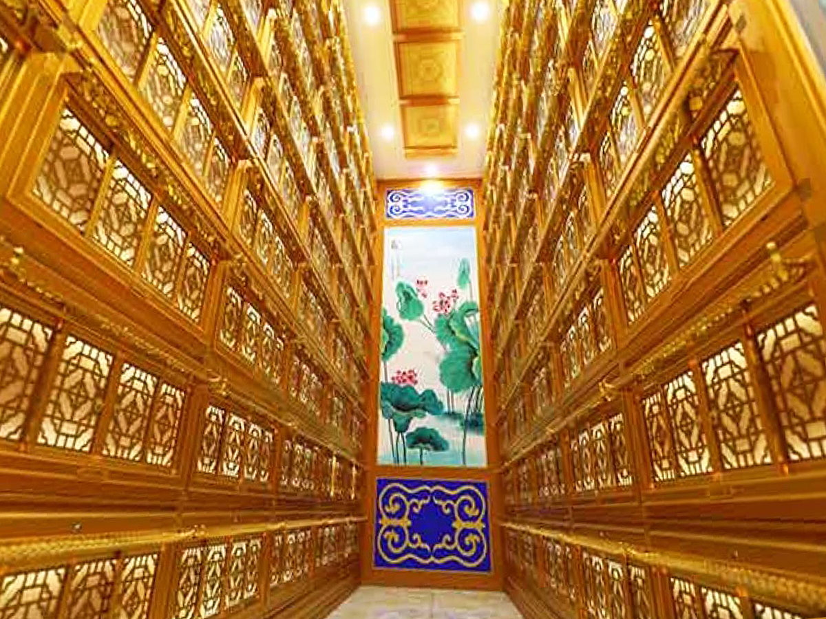 金色壁葬