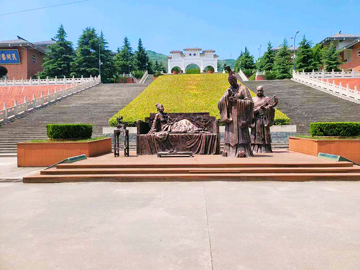 陵园神道