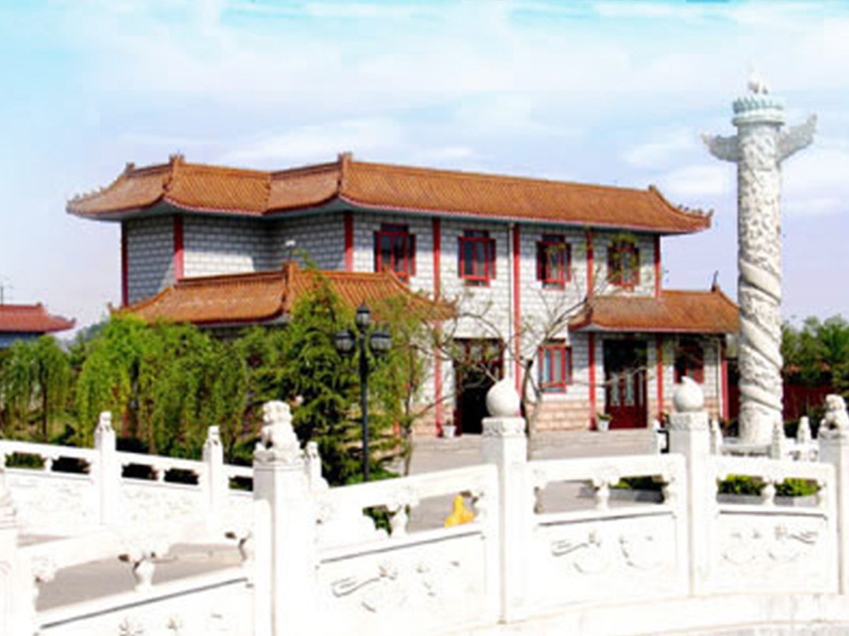 陵园小桥