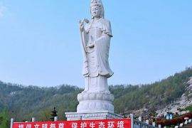 陵园佛像