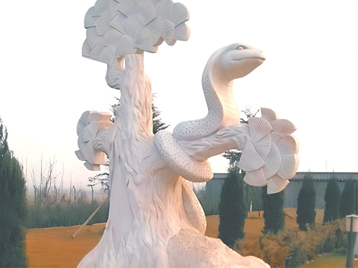 生肖石像