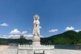 陵园佛像