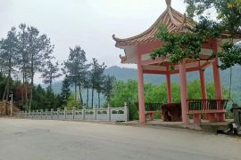 园区凉亭