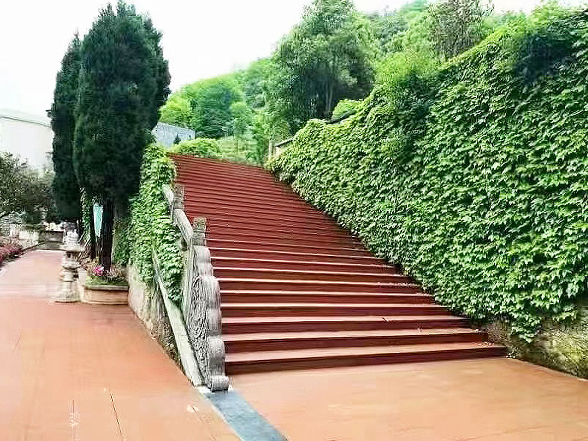 陵园台阶